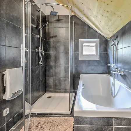 In Am Skilift 木屋 *